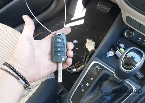 2022 Hyundai Accent Se из США, поврежденный, VIN 3KPC24A60NE181293